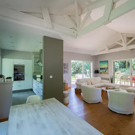 Spacieuse à Arcachon, Proche De Pereire, Jardin Villa Arcachon