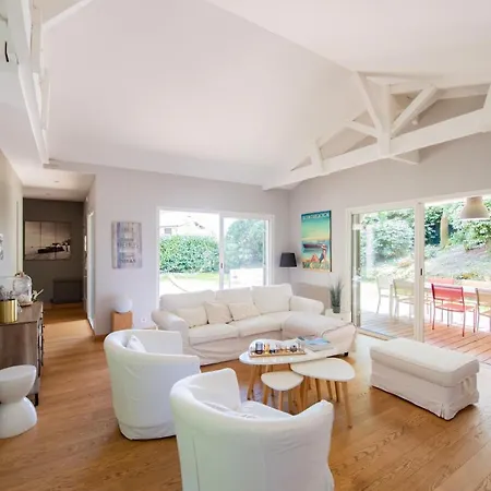 Villa Spacieuse à Arcachon, Proche De Pereire, Jardin Arcachon