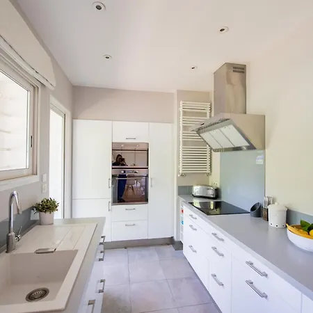 Villa Spacieuse à Arcachon, Proche De Pereire, Jardin